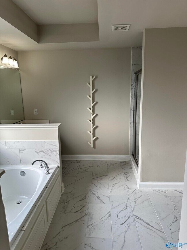 Building Photo - 517 Balsam Terrace Way