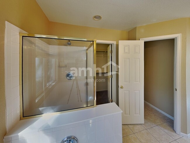 Building Photo - 22414 Quail Run Ln