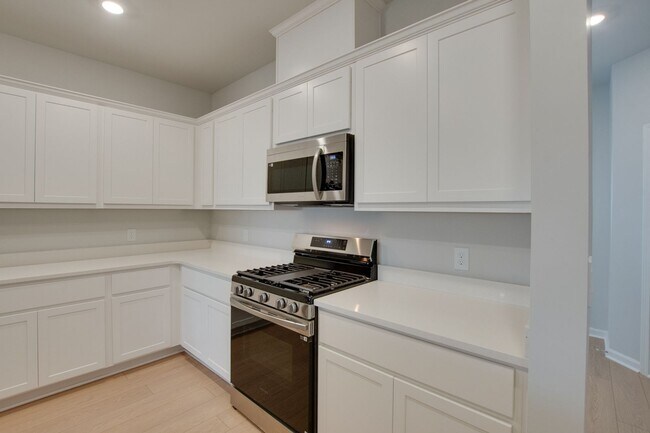 Building Photo - 169 Protestant Dr