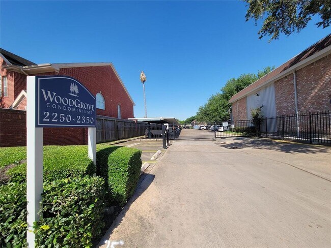 Building Photo - 2250 Bering Dr