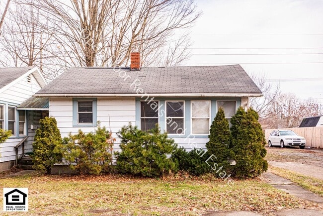 Building Photo - 122 N Grant St