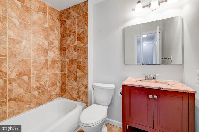 Building Photo - 4472 Ruggles Ct