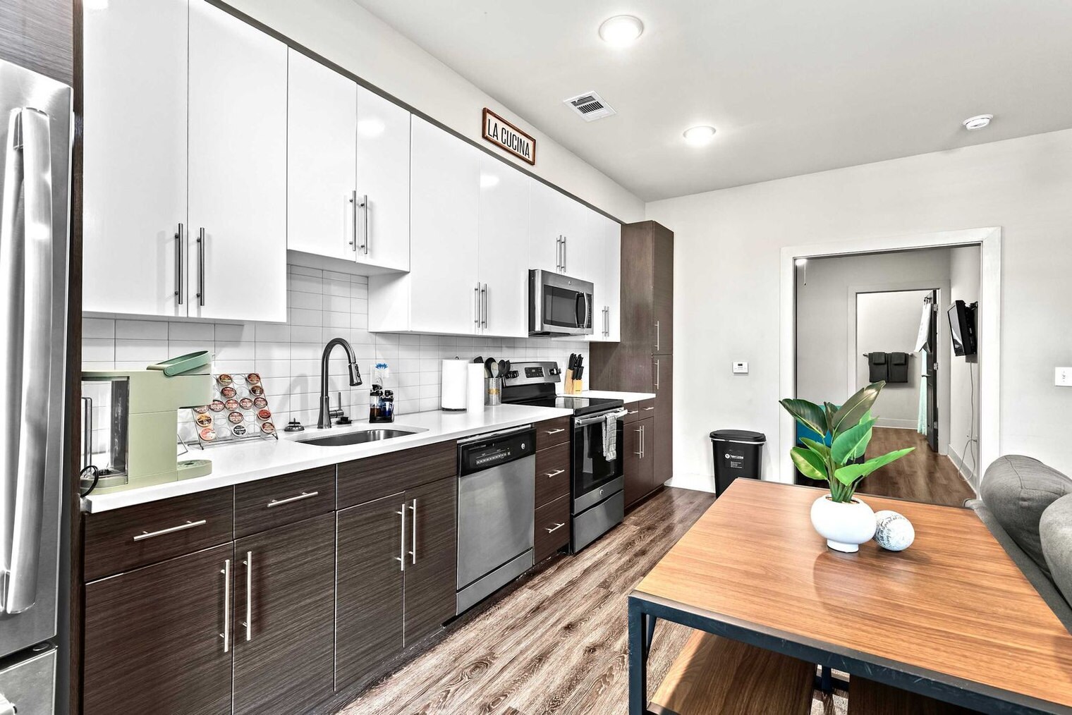 Building Photo - 455 14th St NW