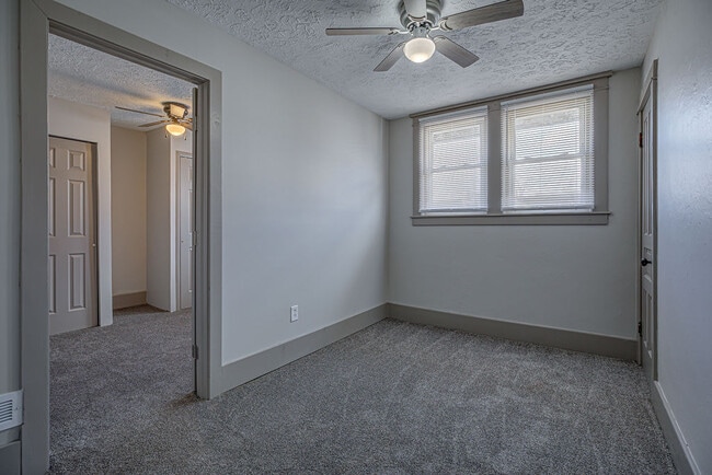 Building Photo - 1103 Reservoir St