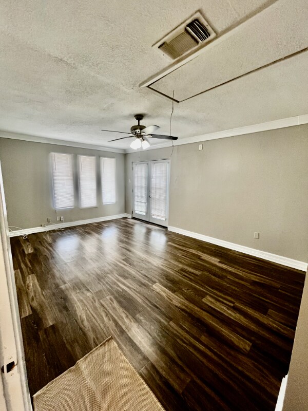 Building Photo - 8630 Elk Runner St