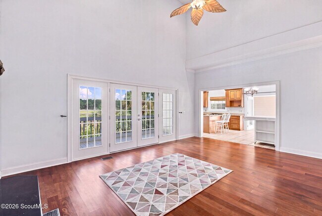 Building Photo - 1066 Patterson Is