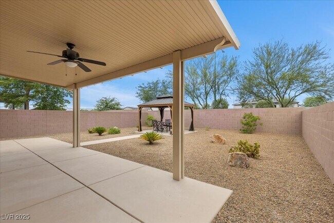 Building Photo - 716 Eros Ct