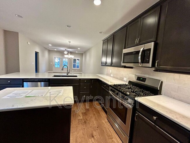 Building Photo - 110 Groves Park Blvd E