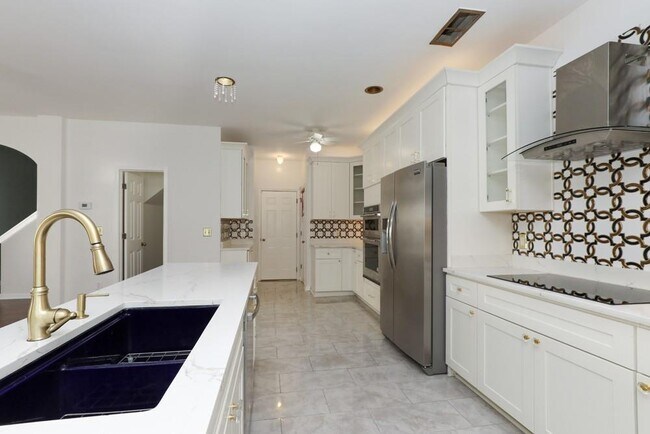 Building Photo - 2871 Cross Creek Dr