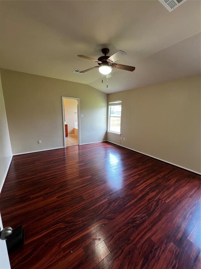 Building Photo - 3133 Henderson Path