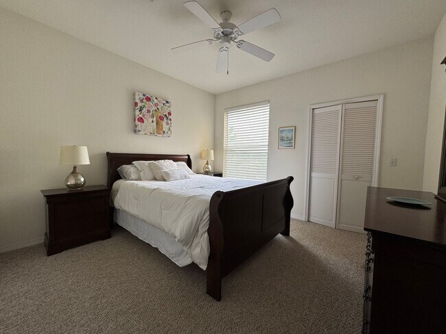 Building Photo - Fully Furnished 2-Bed, 2-Bath Condo with W...