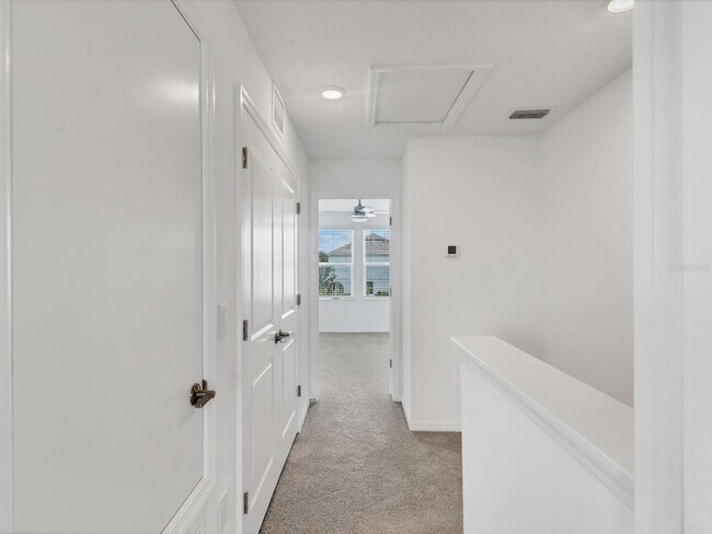 Building Photo - 8577 Daybreak St