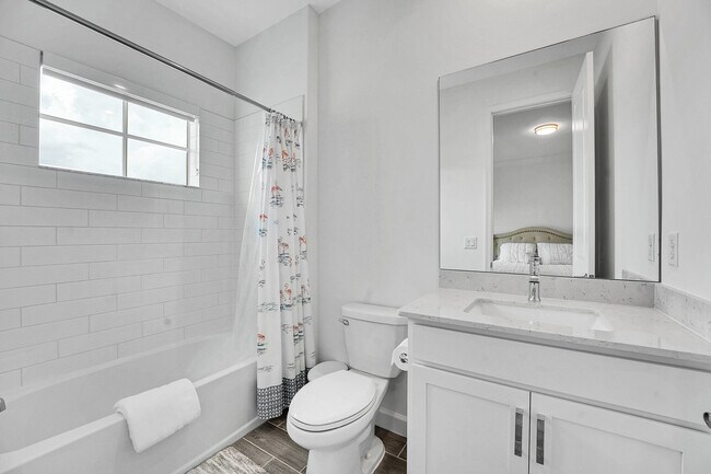 Building Photo - 601 Hookline Cir
