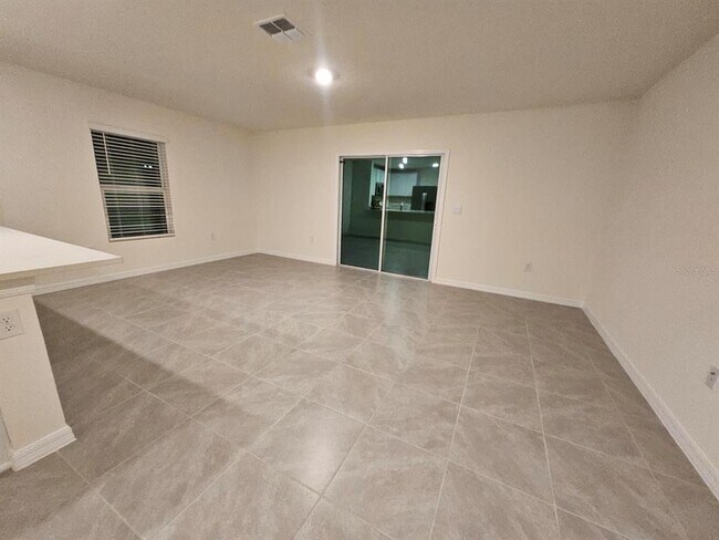 Building Photo - 6577 SW 81st Lp