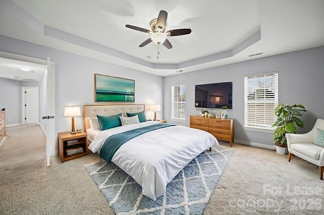 Building Photo - 704 Springwood Dr