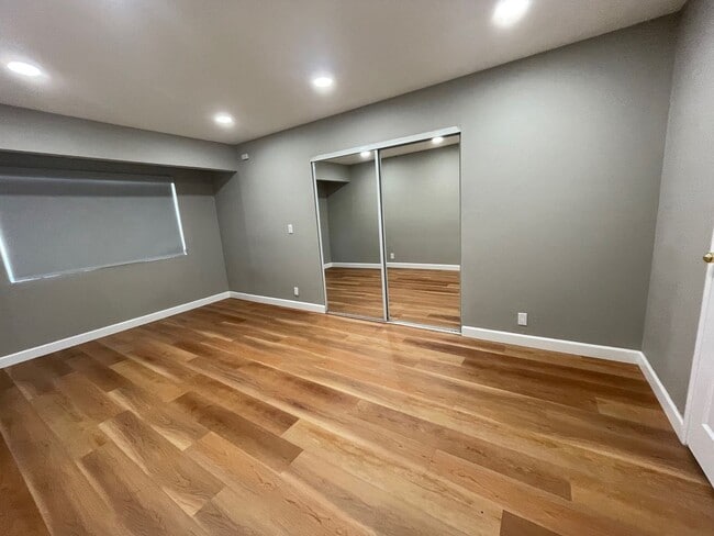 Building Photo - 1438 Myrtle Ave