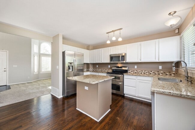 Building Photo - "COMING SOON" Spacious & Inviting Highland...