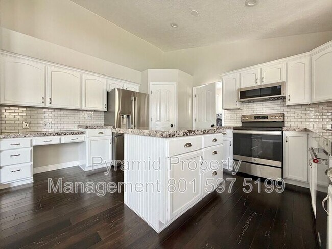 Building Photo - 4772 W 9070 S