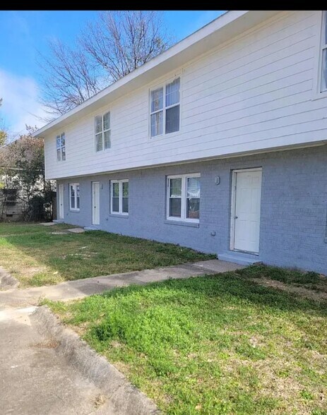 Building Photo - 347 Grant Ave