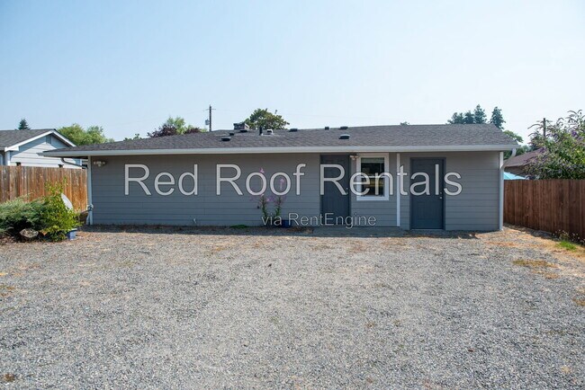 Building Photo - 6726 S D St