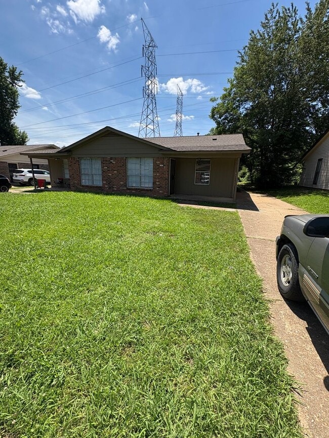 Building Photo - 3385 Barbwood Dr