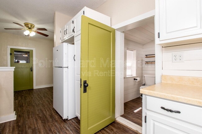 Building Photo - 149 S Richmond Ave