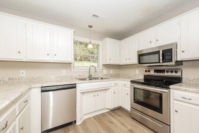 Building Photo - 2908 Split Oak Trail