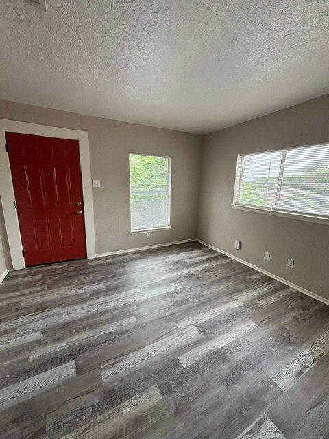 Building Photo - 10910 Baltic Dr