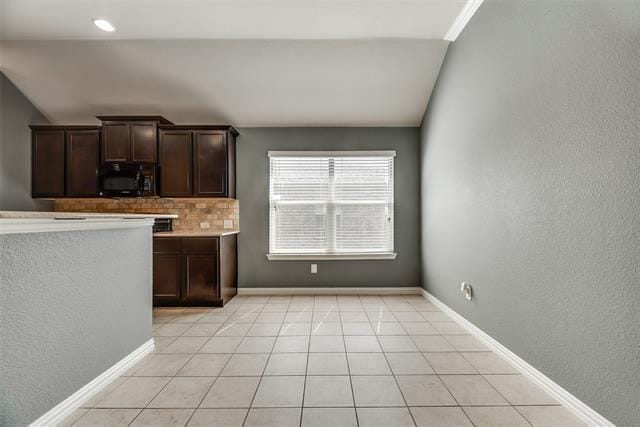 Building Photo - 556 Bromeliad Dr