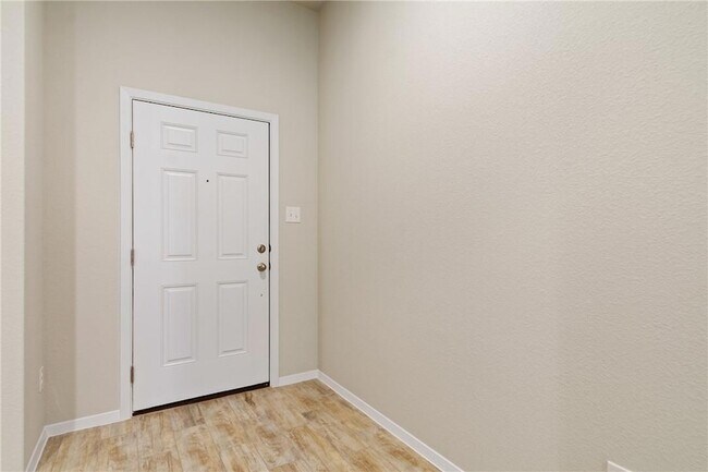 Building Photo - 3704 Stillwood Ln