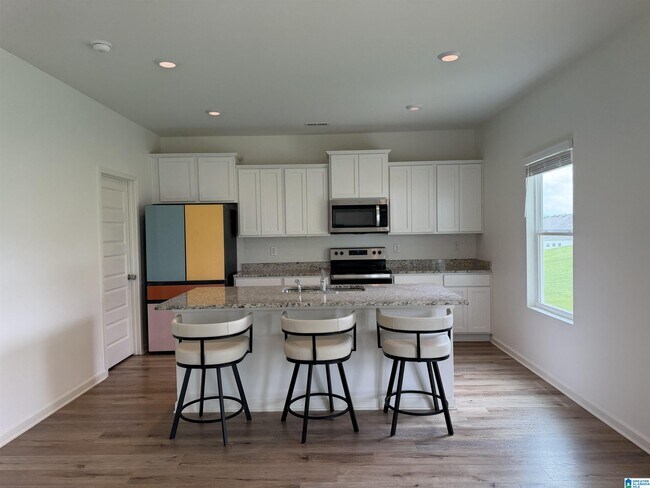Building Photo - 2032 Lonesome Hen Ln