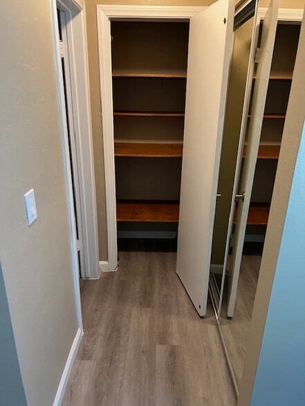 Building Photo - 239 G St