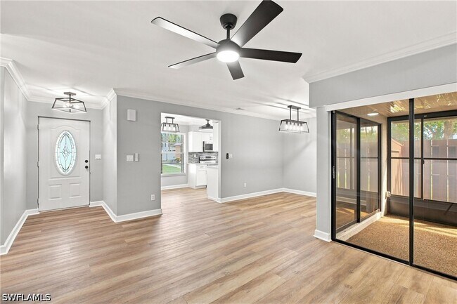Building Photo - 646 SE 12th Ct