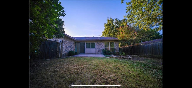 Building Photo - 6403 Apache Ct