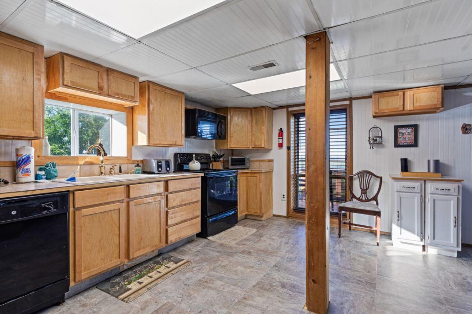 Building Photo - 1730 Walnut Hill Ln