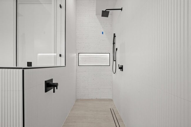 Building Photo - 2215 S 3rd St