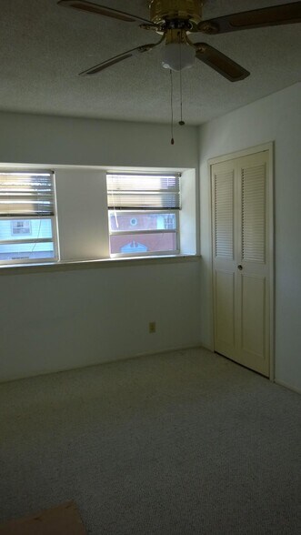 Building Photo - 7345 Daniel Webster Dr