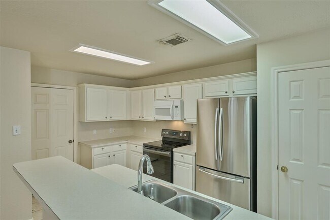 Building Photo - 298 Sentry Maple Pl