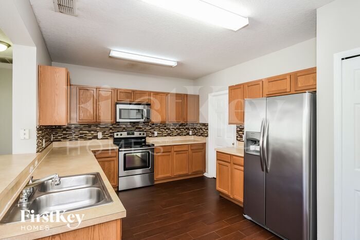 Building Photo - 958 Cumberland Dr