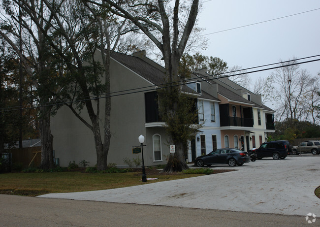 Primary Photo - Parkview Quarters