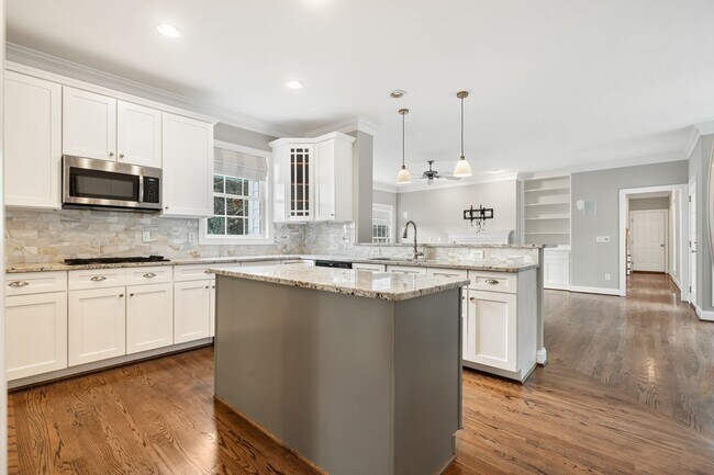 Building Photo - Welcome to Governor's Village Sprawling one level living with added Bonus space