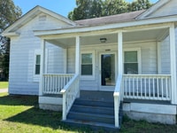 Building Photo - 306 E Green St