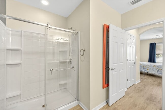 Building Photo - 3 Bedroom 2 Bath 2 Car garage at Magnolia ...