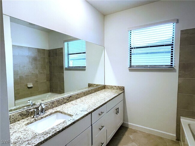 Building Photo - 14279 Pine Lodge Ln