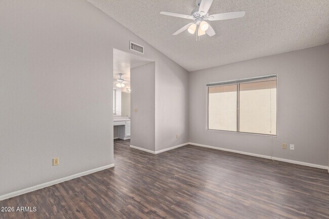 Building Photo - 8651 N 107th Dr
