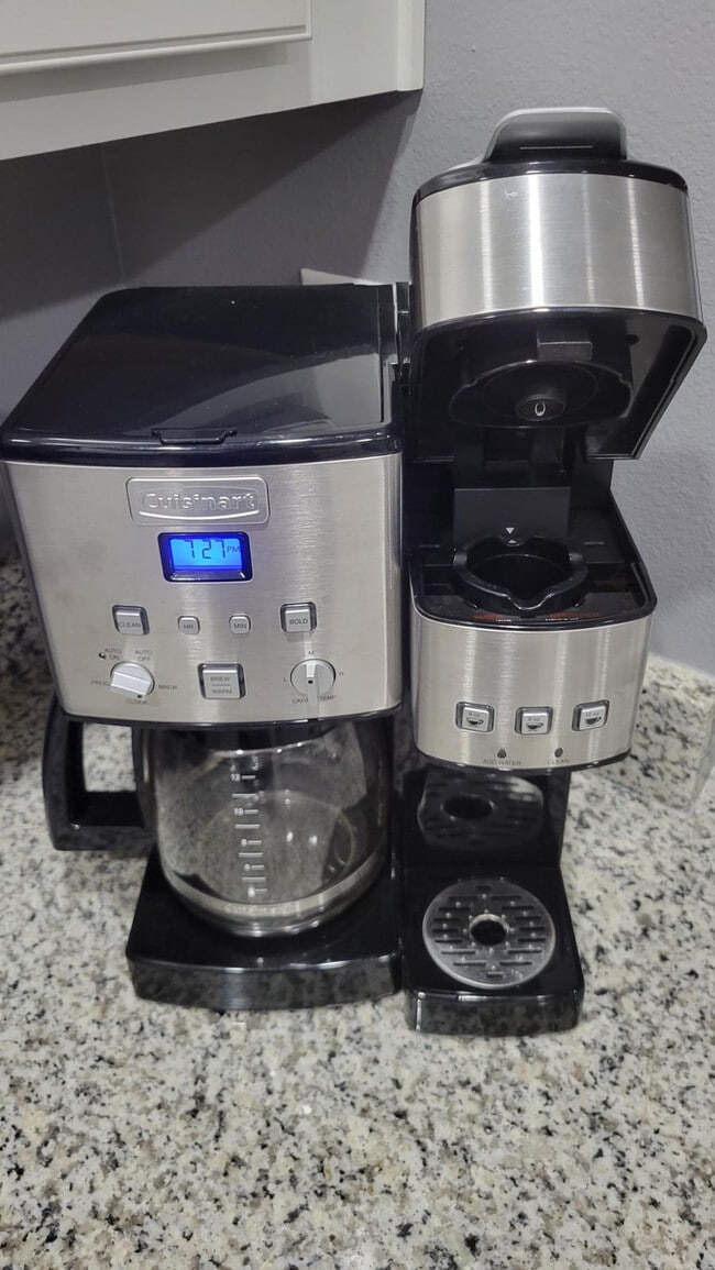 Building Photo - 7664 Shadow Lake Dr