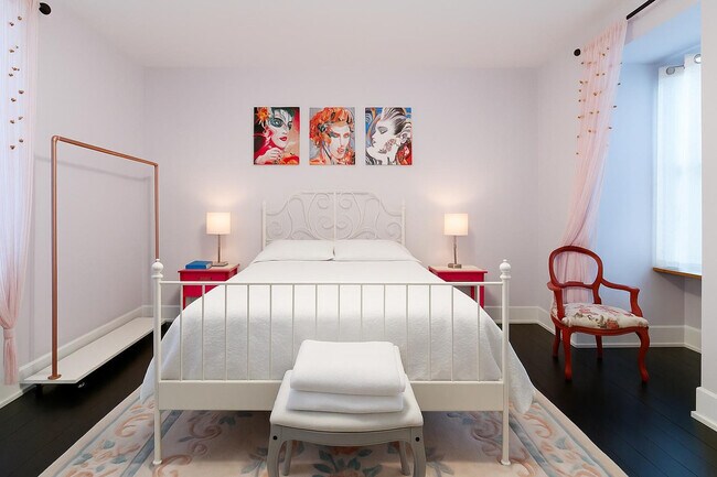 Building Photo - 1022 Wise St