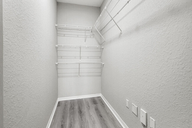 Building Photo - 11025 Legacy Blvd