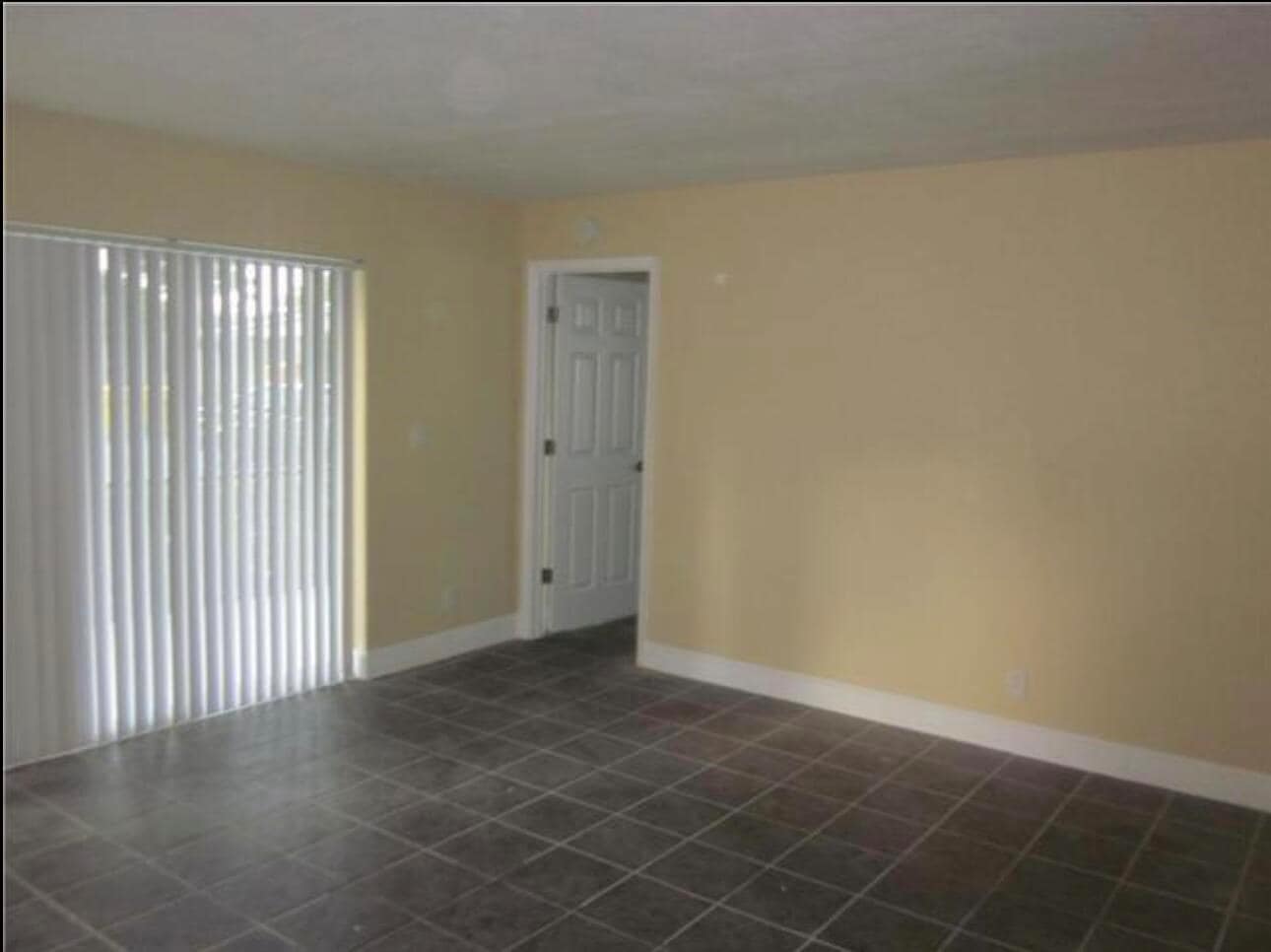 Building Photo - 4215 S 57th Ave