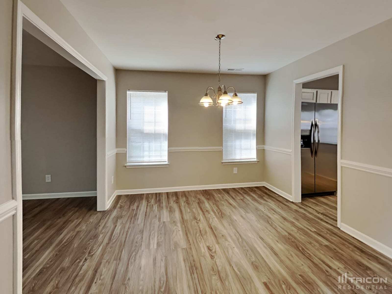 Building Photo - 1916 Lexington Ave